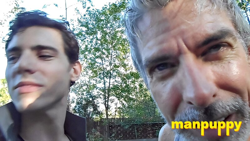 Giants Aiden Valentine and Richard Lennox eat tiny macrophilia loser