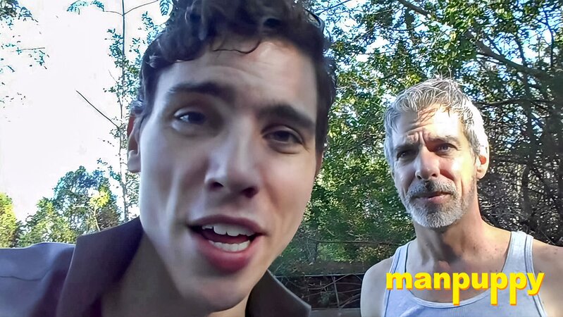 Giants Aiden Valentine and Richard Lennox eat tiny macrophilia loser