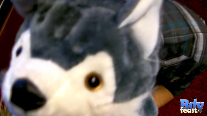 Trace Van De Kamp gets sucked and milked by Erik Tribold