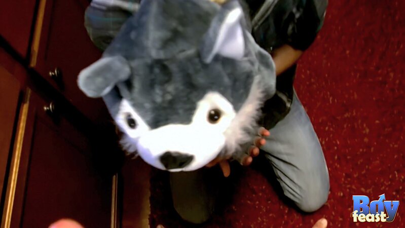 Trace Van De Kamp gets sucked and milked by Erik Tribold