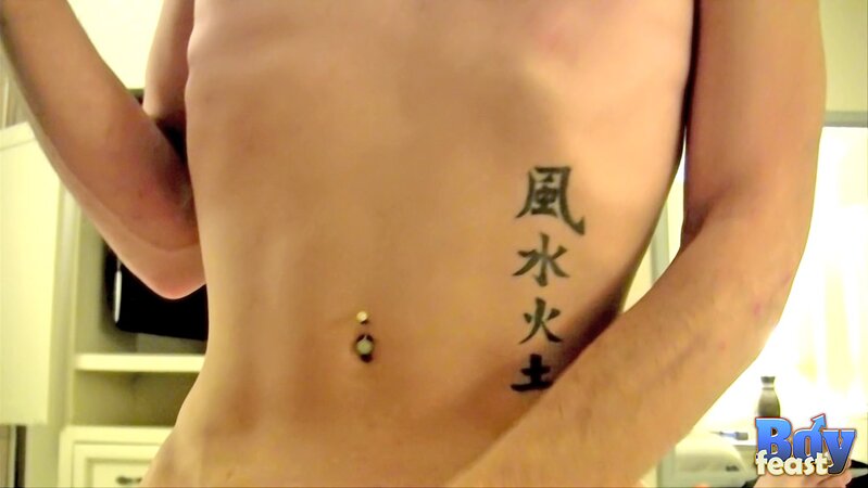 Lucas Bynes rides Trace Van De Kamp to messy cumshots