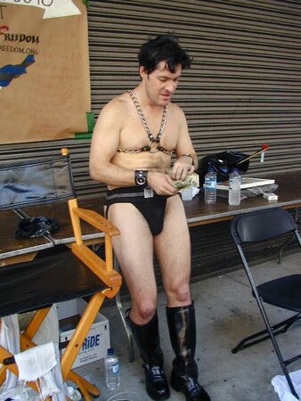 Boot hunks show off leather passion at Folsom festival