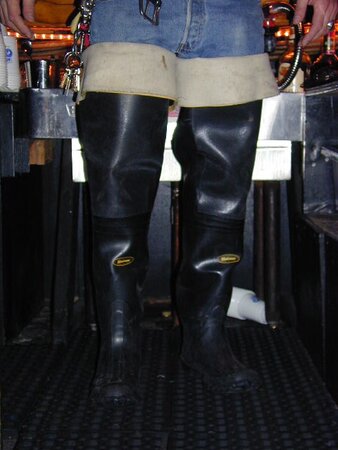 Boot hunks show off leather passion at Folsom festival