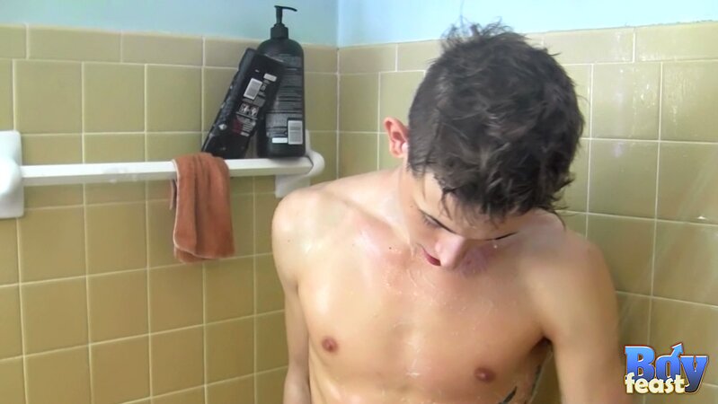 Blake Mast showers then strokes huge load in bedroom