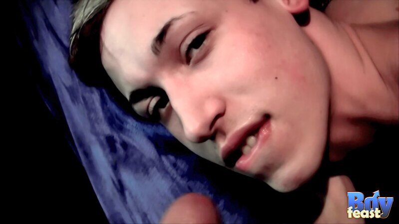 Blake Mast face-fucked by Trace Van De Kamp to double cum facial