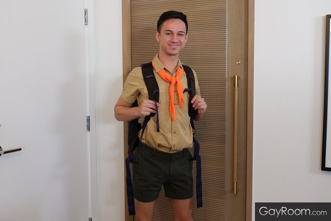 Aaron Allen breeds scout twink Dakota Wonders outdoors