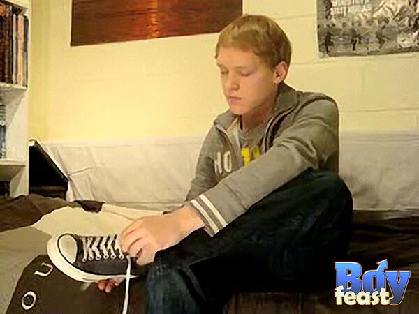 Matthieu strokes slim cock solo and cums hard