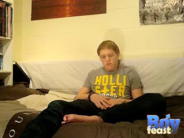 Matthieu strokes slim cock solo and cums hard