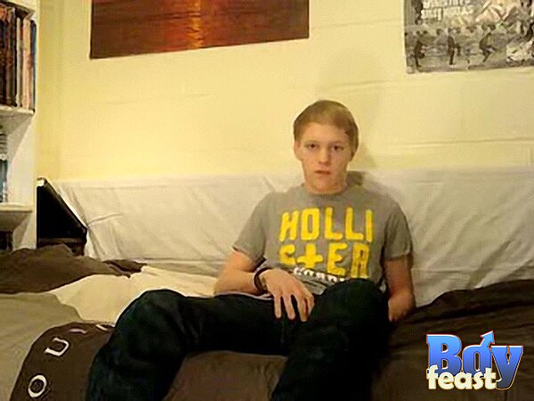 Matthieu strokes slim cock solo and cums hard