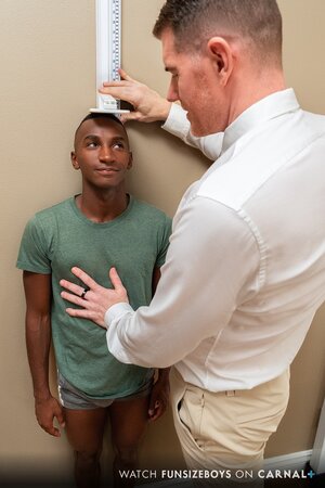 Legrand Wolf ultrasounds and breeds Kai Neolani deep