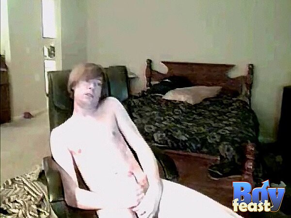 Trace jerks twink dick and shoots hot load