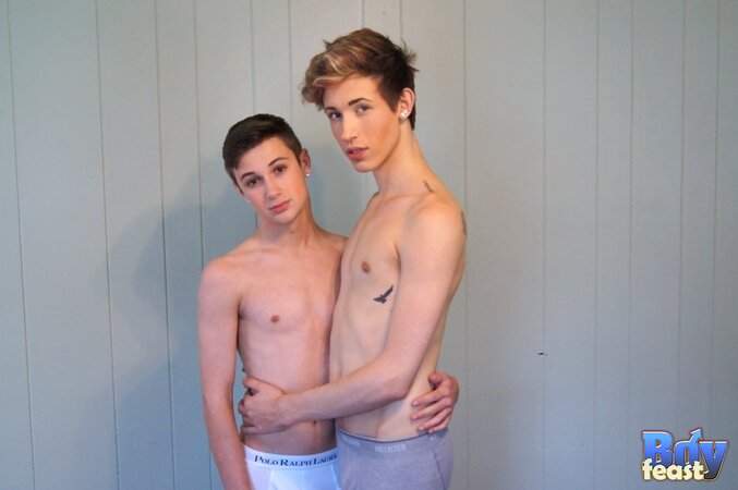 Blake Mast fucks Riley Summers over kitchen table raw