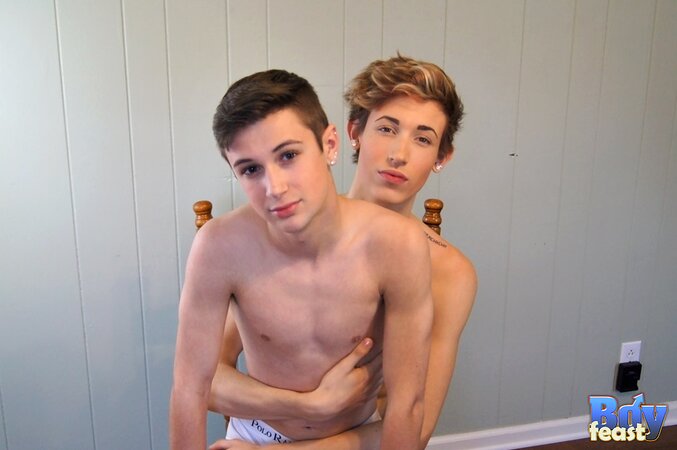 Blake Mast fucks Riley Summers over kitchen table raw