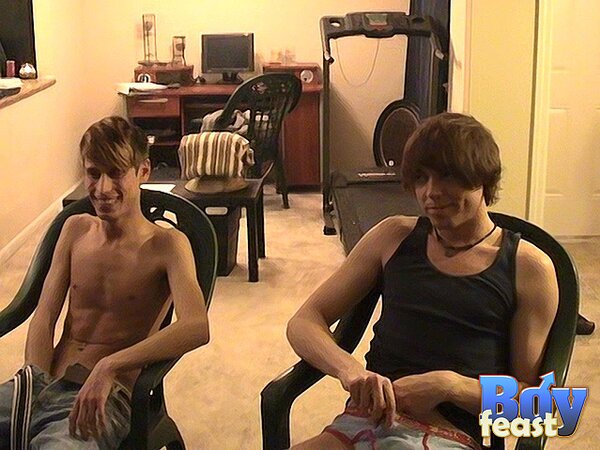 Jared, Trace and William jerk off together amateur