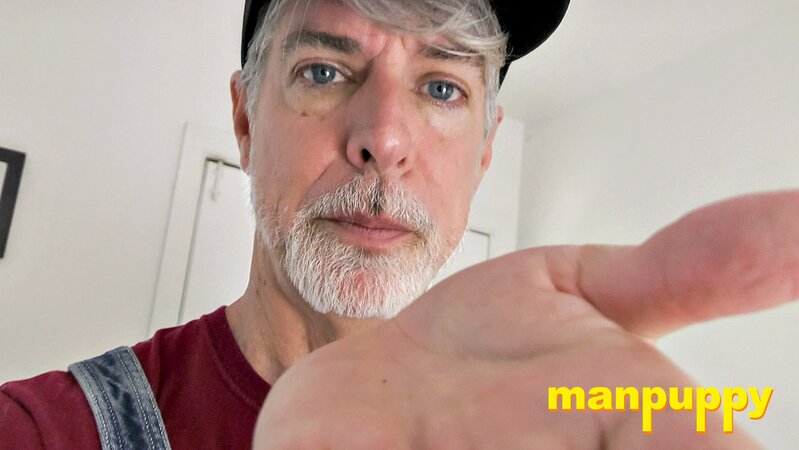 Giant Richard Lennox crushes tiny man under massive foot