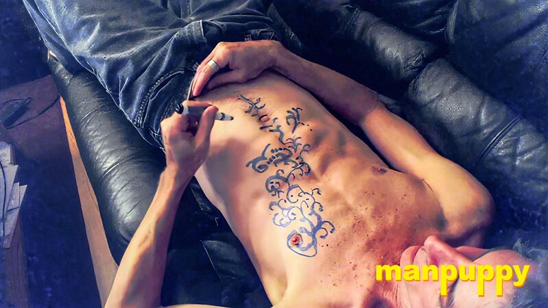 Richard Lennox paints chest with ink then jerks huge load