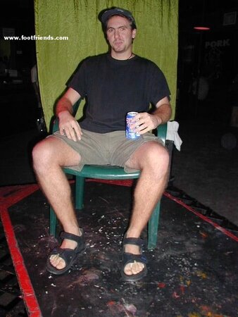 Sandals theme night shows off hot anonymous feet in NYC