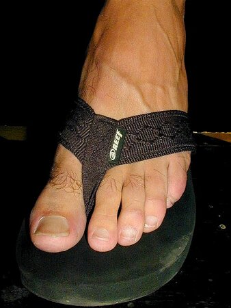 Sandals theme night shows off hot anonymous feet in NYC