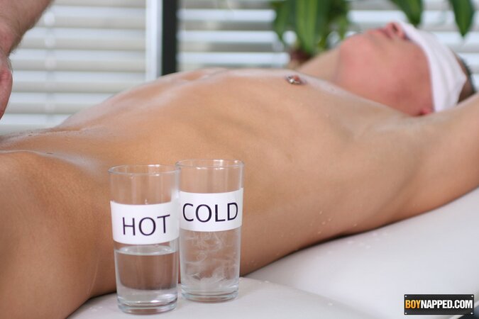 Blindfolded Tyler Martin gets slow enduring hand-job