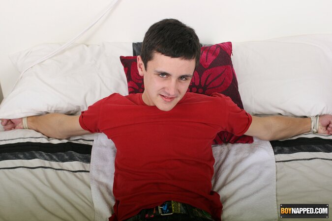 Sebastian fists Dylan Thomas’ virgin ass till huge load