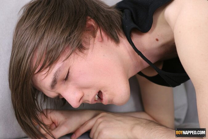 Sebastian edges massive-dicked Tyler Brooks to cum