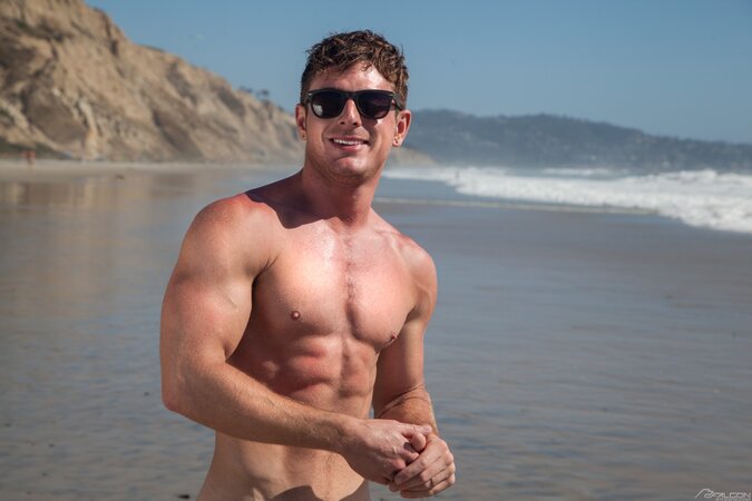 JJ Knight fucks favorite star Brent Corrigan all day