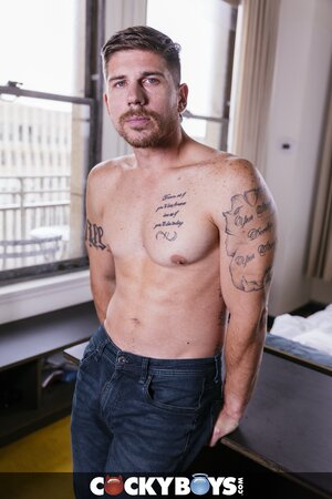 Derek Spears breeds Jack Valor deep and leaves him dripping