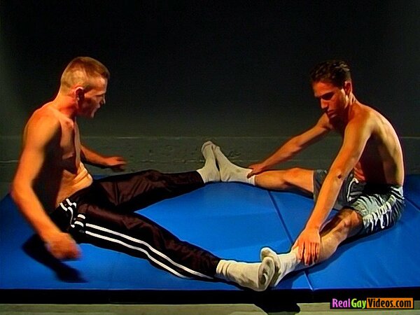 Chris Young and Jeremy Brooks suck feet then fuck hard