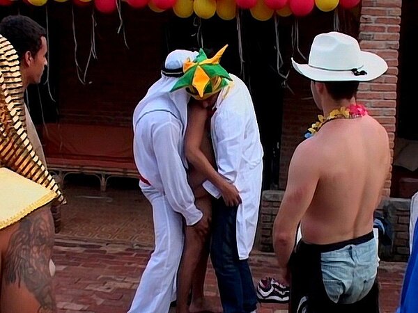 Alex Morales and Andre Dumont host wild outdoor Latino orgy