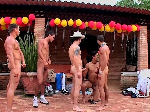 Alex Morales and Andre Dumont host wild outdoor Latino orgy
