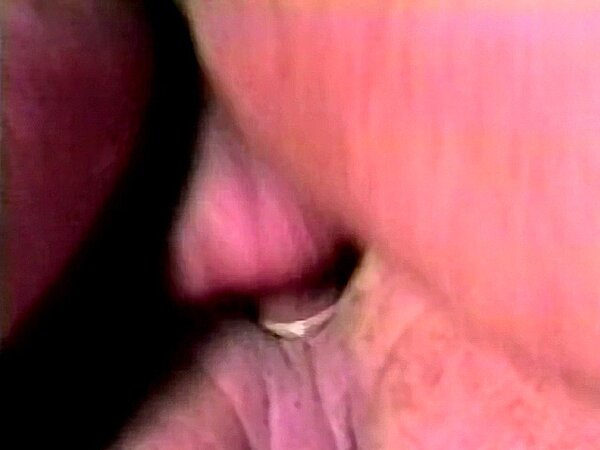 Tulio Maranhao fucks long-haired Latino Miguel Peres