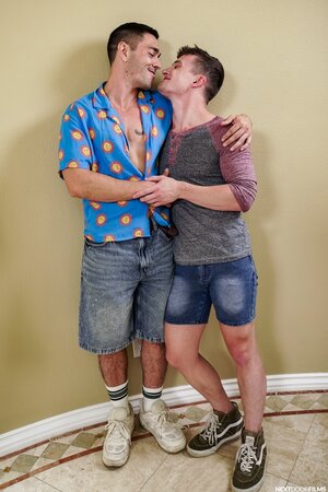 Nico Coopa finally gives in and lets Grant Ducati fuck him raw