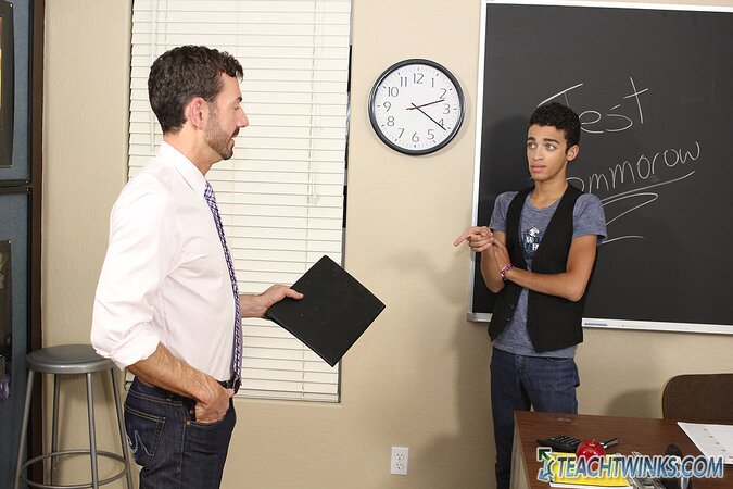 Dustin Cooper sucks and gets fucked by teacher Bryan Slater for better grades