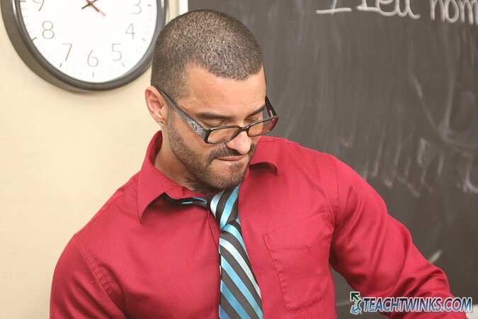 Preston Andrews gets a special portuguese lesson from Alexsander Freitas