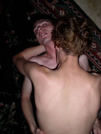 Two cute twink amateurs fuck raw right in the kitchen during lunch break