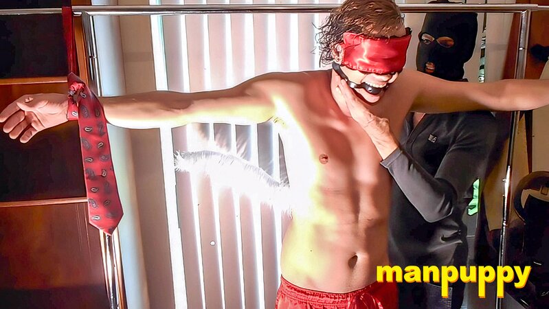 Blindfolded Leo Blue gets his nipples and feet tickled by masked Richard Lennox