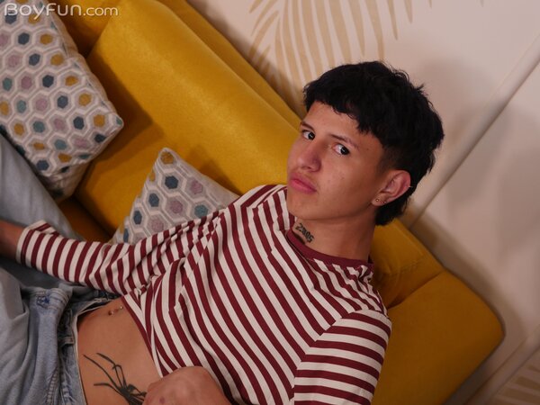 Iam Lukas spreads his ass wide and fingers himself in a solo tease
