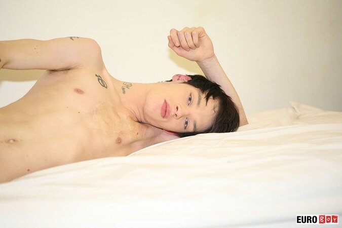Lex Blond takes full control and rams his uncut twink dick inside Skye Romeo