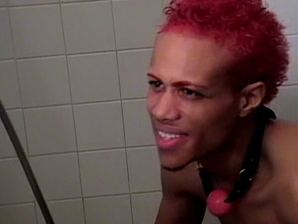 Dakidd and Infamous compete to see who shoots a messy load first in the shower
