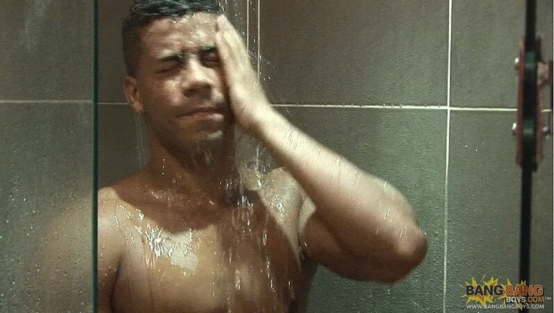 Latino stud Leandro Matt gets up close and personal for a solo showcase