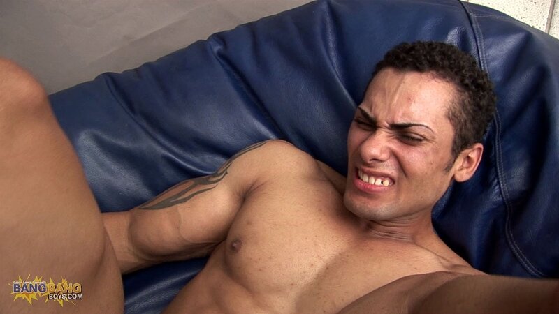 Anderson lubes up Sandro Dias with spit before sliding his raw cock deep