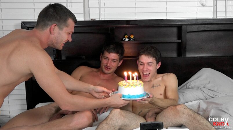 Zach Taylor gets filled from both ends by Colby Chambers and Mickey Knox