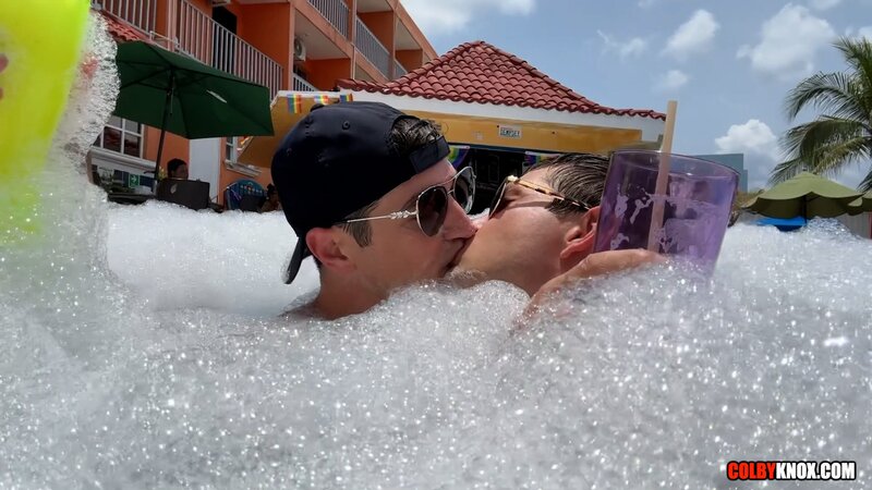 Colby Chambers fucks Mickey Knox on a cruise ship balcony in Mexico