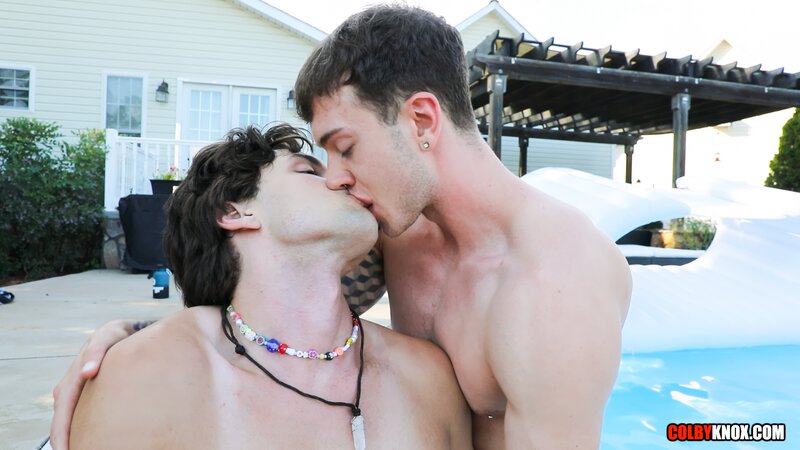 Finn August tongue fucks Gabe Hayes by the pool before a facial finish