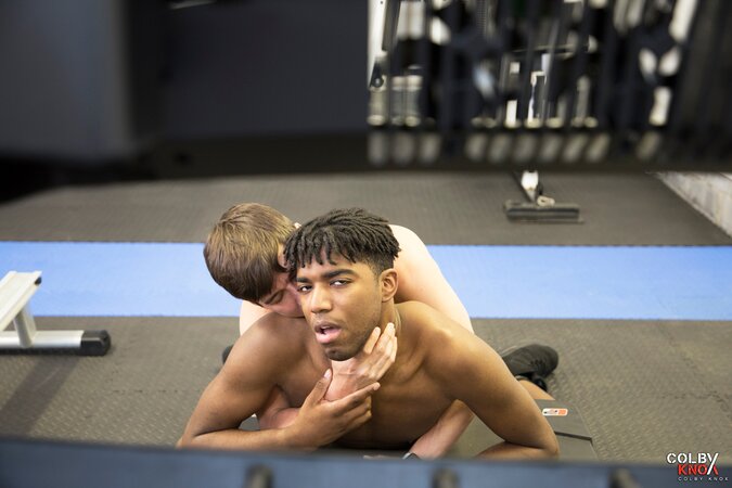 Colby Chambers barebangs muscular jock Kylan Kain in a gym session
