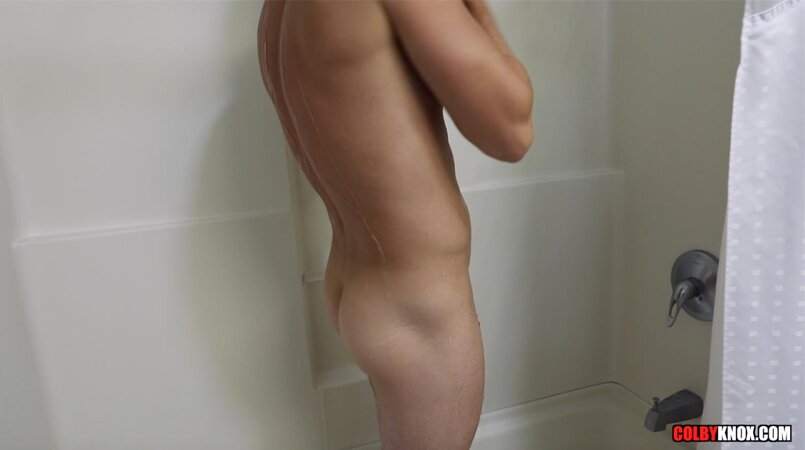 Mickey Knox sneaks away to the hotel bathroom for a hot lathered solo session
