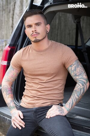 Bo Sinn picks up tattooed hitchhiker Seth Knight for a raw van pounding