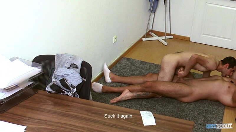 A bisexual plumber gets a gentle ass stretching from his new agency host