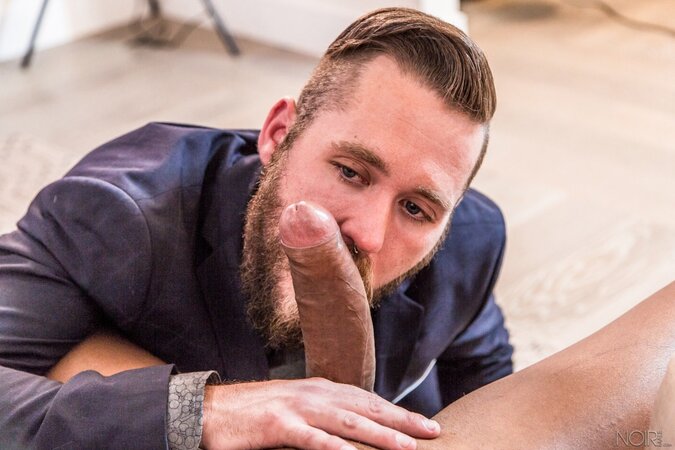 Marquee D.angelo helps nervous reporter Ziggy Banks relax for a deep fuck