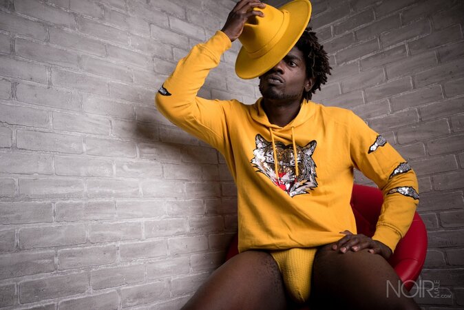 Devin Trez gets wild and reveals his big black cock for a solo session